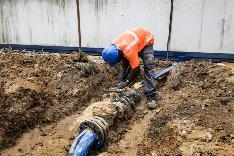 La SGDE travaille avec des sous-traitants locaux