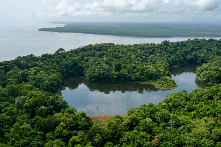 Vue aérienne du Lac Rorota